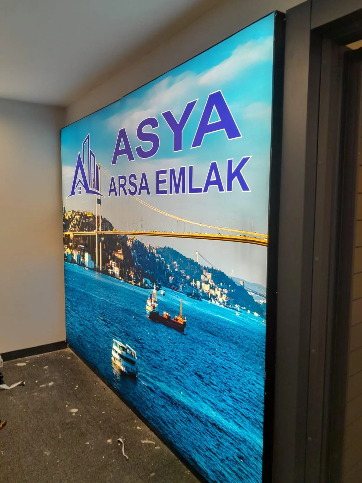 Asya Emlak Led Box Tabela Calismasi Kadikoy Tabelaci Polat Reklam 2026 çalışması